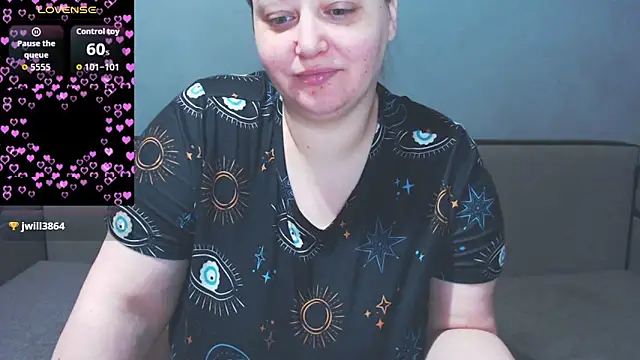Snapshot of anna_claire chatting on May 3, 7:35 am anna claire online show from May 3, 7:35 am