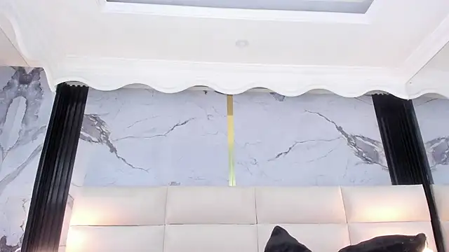 Princess Violett online show from January 19, 2:10 pm