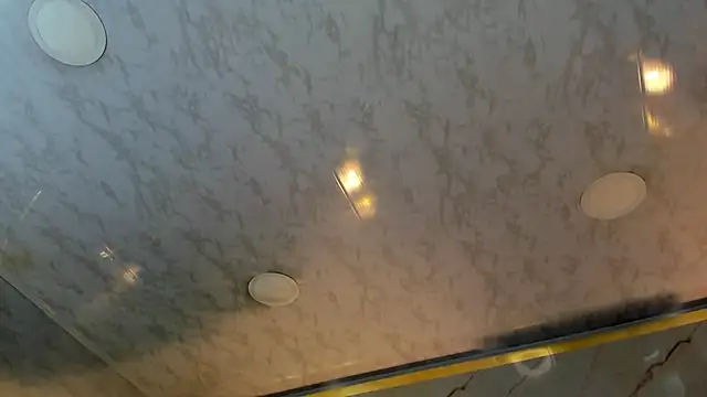 Princess Violett online show from March 19, 2:50 pm