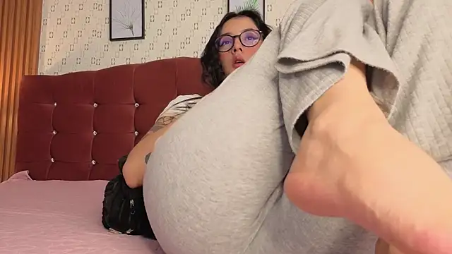 Princess Violett online show from May 6, 2:43 pm