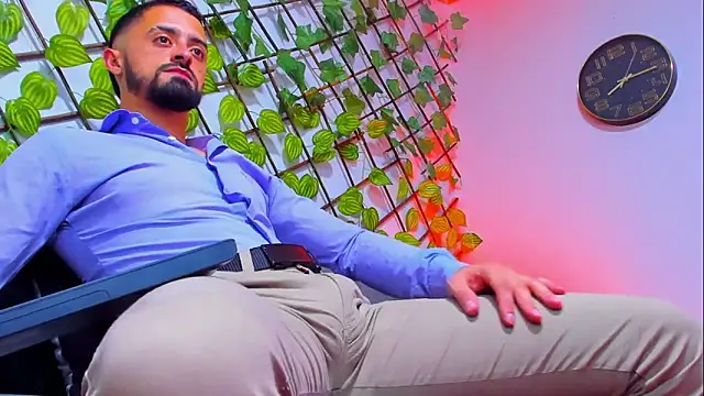 MAXIMUS MASTE3 online show from February 7, 9:23 pm