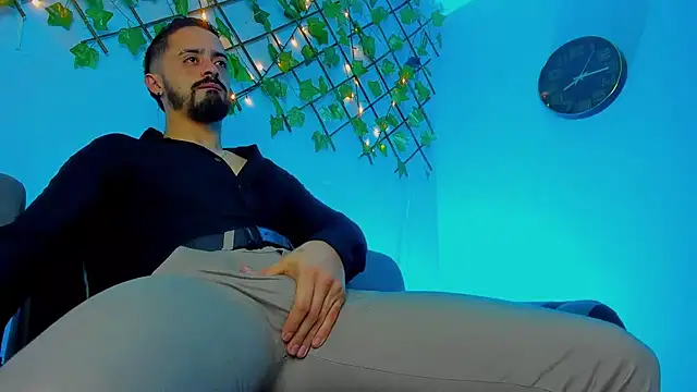 MAXIMUS MASTE3 online show from December 17, 1:49 pm