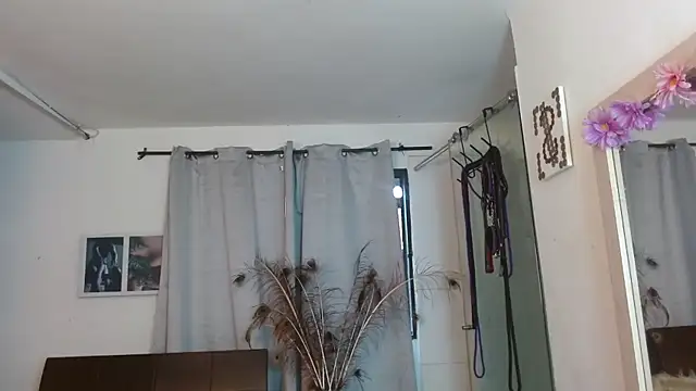 Snapshot of georgina_ms chatting on November 9, 5:50 pm georgina ms online show from November 9, 5:50 pm