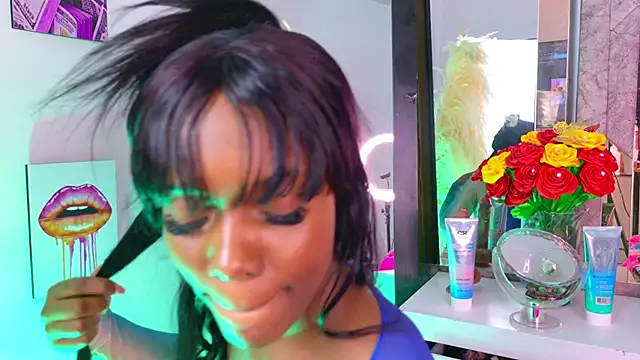 SarahBrunet online show from October 3, 5:03 pm