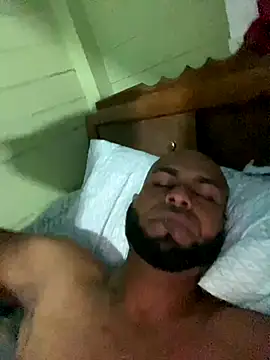 islandvybee55 online show from September 15, 6:58 am