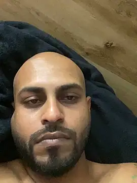 islandvybee55 online show from March 26, 2:15 pm