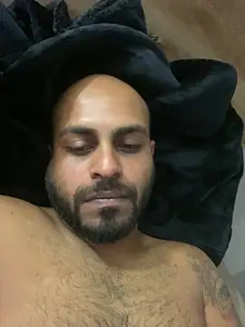 islandvybee55 online show from April 5, 3:19 pm