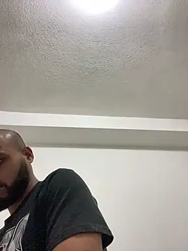 islandvybee55 online show from January 21, 1:08 am