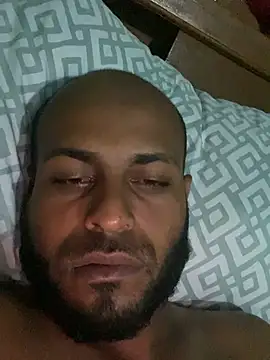 islandvybee55 online show from February 10, 2:43 am