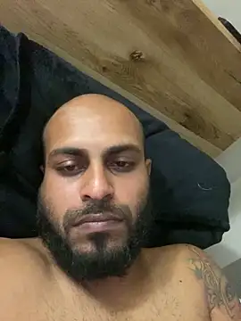 islandvybee55 online show from March 8, 6:33 pm