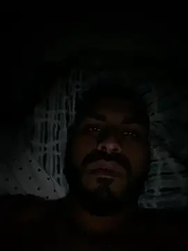 islandvybee55 online show from January 23, 7:43 am