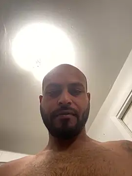 islandvybee55 online show from March 31, 10:50 am