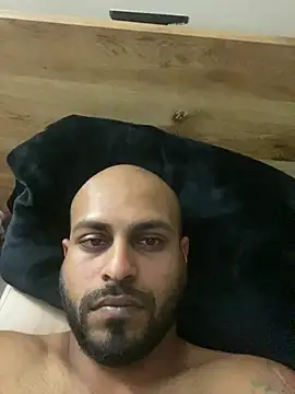 islandvybee55 online show from April 1, 12:17 pm