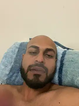 islandvybee55 online show from January 20, 1:28 am