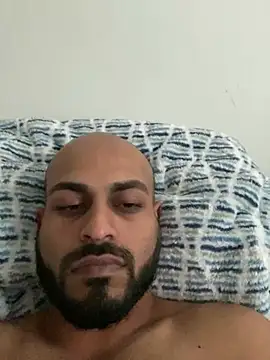 islandvybee55 online show from January 19, 7:04 pm