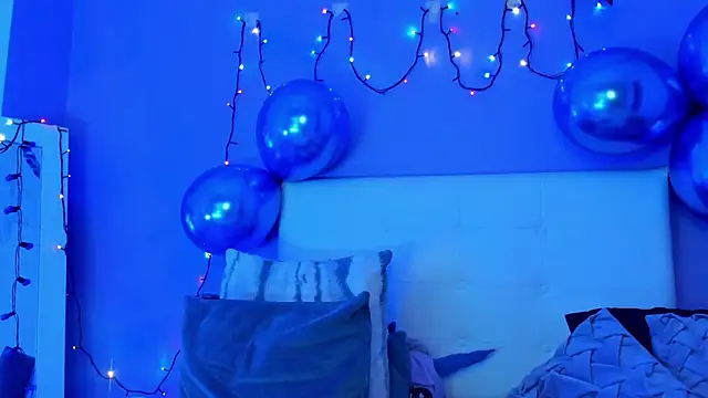 Charlotte11-11 online show from December 17, 2:55 pm