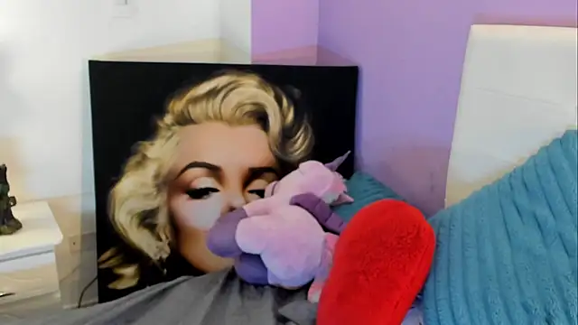 Charlotte11-11 online show from April 8, 3:57 pm