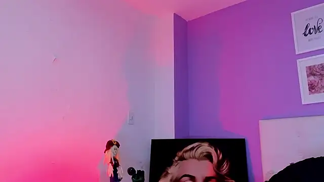 Charlotte11-11 online show from March 9, 9:51 pm