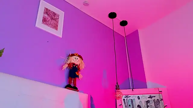 Charlotte11-11 online show from October 30, 2:36 pm