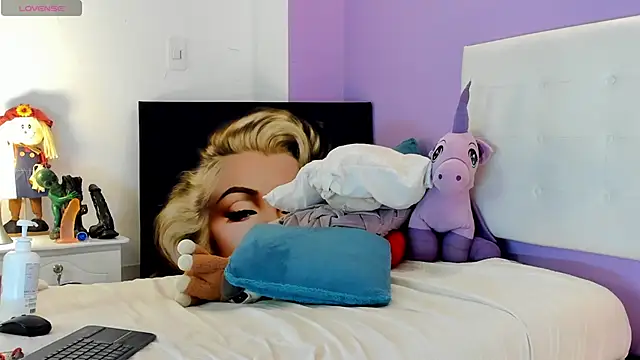 Charlotte11-11 online show from April 22, 3:52 pm