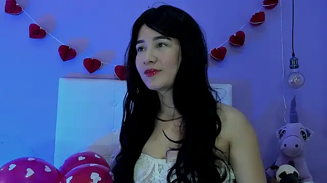 Charlotte11-11 online show from February 14, 9:48 pm