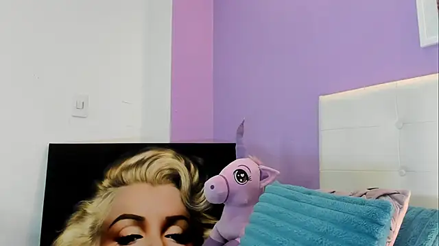 Charlotte11-11 online show from April 15, 3:49 pm