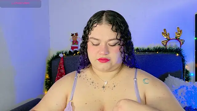 lunitaa0 online show from November 26, 3:17 am