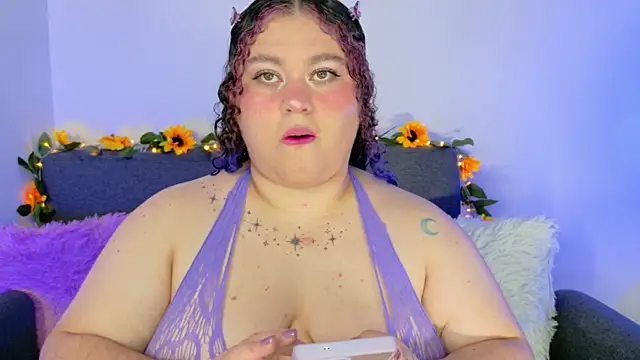 lunitaa0 online show from March 19, 3:17 am