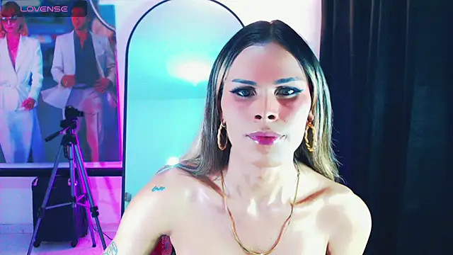 dark sailent online show from February 18, 4:32 am