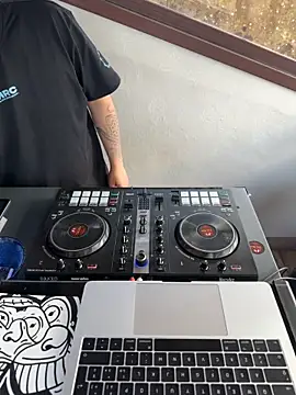 ErPumas126 online show from March 25, 3:11 pm