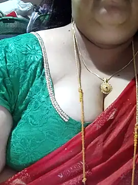 Snapshot of tamilthanushri chatting on October 4, 10:50 am tamilthanushri online show from October 4, 10:50 am