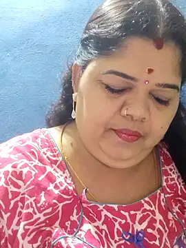 Snapshot of tamilthanushri chatting on March 23, 7:09 am tamilthanushri online show from March 23, 7:09 am