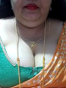 Snapshot of tamilthanushri chatting on September 30, 9:37 am tamilthanushri online show from September 30, 9:37 am