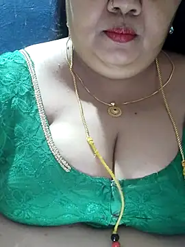 Snapshot of tamilthanushri chatting on October 5, 4:03 am tamilthanushri online show from October 5, 4:03 am