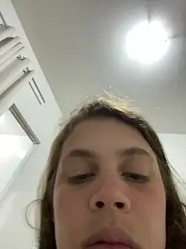 Snapshot of Ma_Santos chatting on April 15, 11:27 pm Ma Santos online show from April 15, 11:27 pm