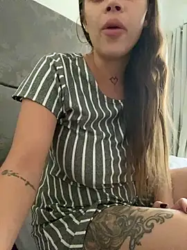 Snapshot of Ma_Santos chatting on May 14, 6:05 pm Ma Santos online show from May 14, 6:05 pm