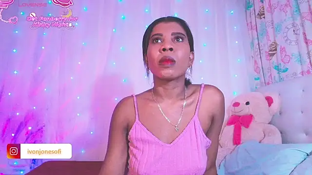 ivonjoness online show from November 13, 4:05 am