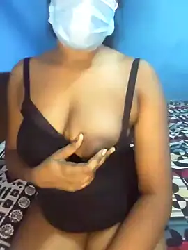 Nethmi156 online show from December 3, 6:33 pm