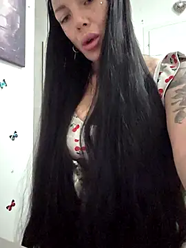 Snapshot of cicciolina chatting on April 17, 11:57 am cicciolina online show from April 17, 11:57 am