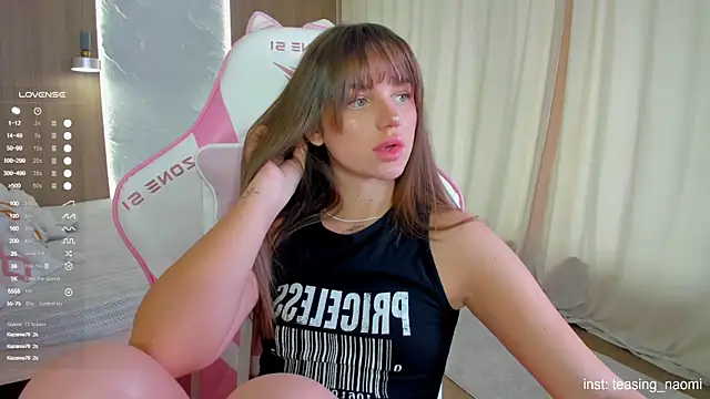 aesthetics  tease online show from November 4, 6:06 am