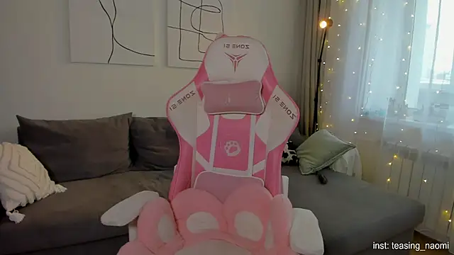 aesthetics  tease online show from January 10, 5:25 am