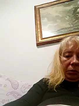 Ladykiss833 online show from October 27, 12:33 am