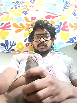 gym lover076 online show from March 3, 11:34 pm