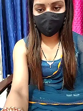 Snapshot of Hotty-anushka chatting on February 6, 10:47 am Hotty-anushka online show from February 6, 10:47 am
