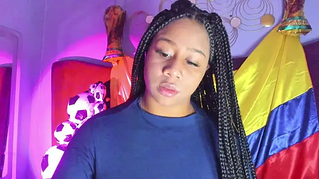 Sofi Fox  online show from June 21, 2:28 am