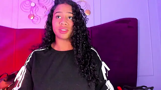 Sofi Fox  online show from March 28, 3:07 am