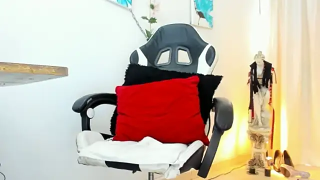 Bethanyjhonson online show from January 4, 3:07 pm