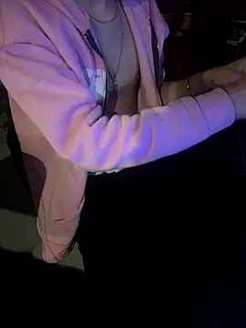 jobart-off online show from January 8, 6:25 pm