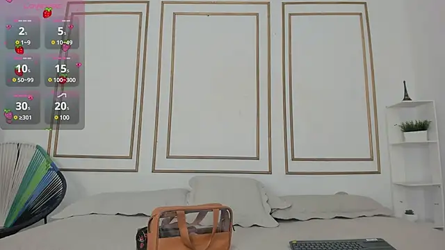 Snapshot of natalia_aguirre1 chatting on March 13, 12:24 pm natalia aguirre1 online show from March 13, 12:24 pm
