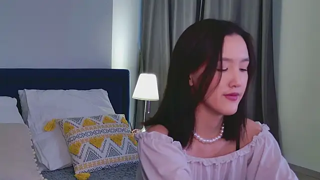 CarrieAmber online show from May 29, 2:01 pm
